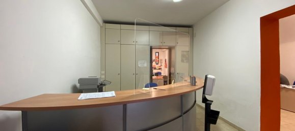 Gewerbliche Immobilie in Monza, Italy 125m², Nr. 10906 5
