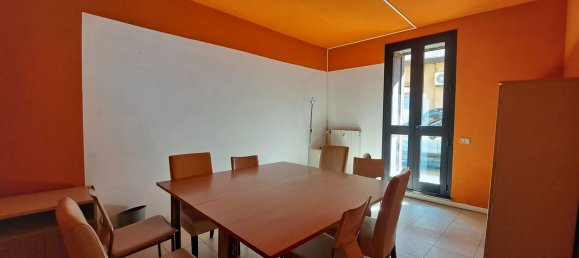 Gewerbliche Immobilie in Monza, Italy 125m², Nr. 10906 18