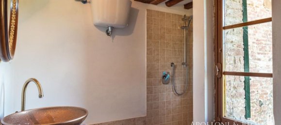 4 bedrooms House in Asciano, Italy No. 57199 20