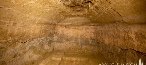 4 bedrooms House in Asciano, Italy No. 57199 26