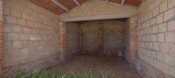 10 rooms House in Castiglione del Lago, Italy No. 58041 10