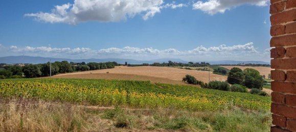 10 rooms House in Castiglione del Lago, Italy No. 58041 3