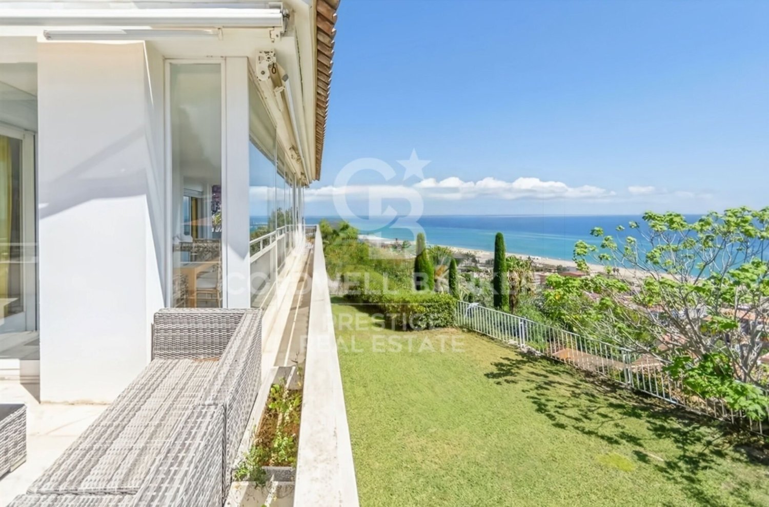 6 bedrooms Villa in Castelldefels, Spain No. 294824