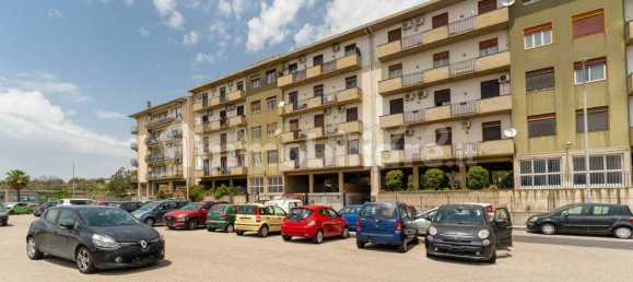 4 غرف نوم شقة في Catania, Italy رقم 322674 3