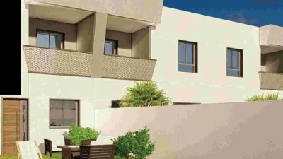 Moradia em banda T4 em Caceres, Spain N.º 150966