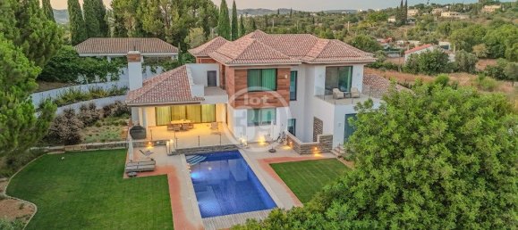 4 Schlafzimmer Haus in Almancil, Portugal, Nr. 137978 18