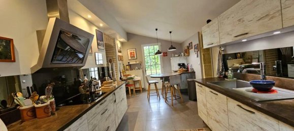 6 bedrooms House in Gontaud-de-Nogaret, France No. 361864 10