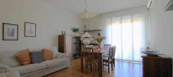 2 Schlafzimmer Wohnung in Garbagnate Monastero, Italy, Nr. 341525 9