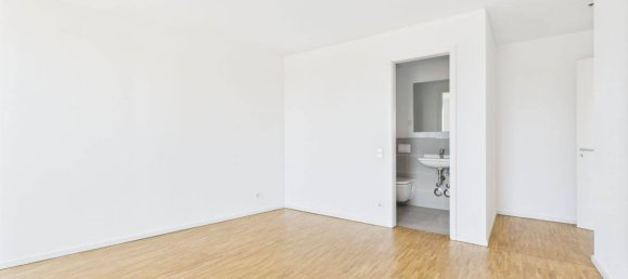 Apartamento de 3 dormitorios en Frankfurt am Main, Germany No. 295258 3