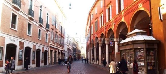 3 rooms Commercial property in Modena, Italy No. 84081 10