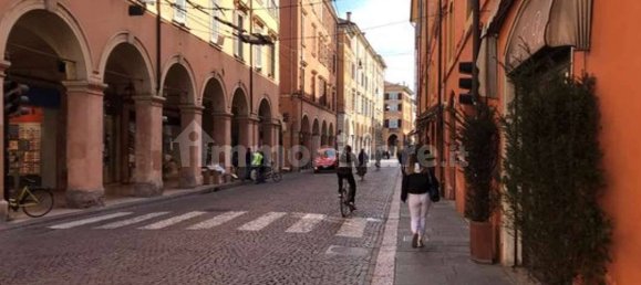 3 rooms Commercial property in Modena, Italy No. 84081 4