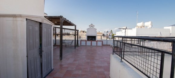 2 bedrooms Apartment in Larnaca, Cyprus No. 23348 23