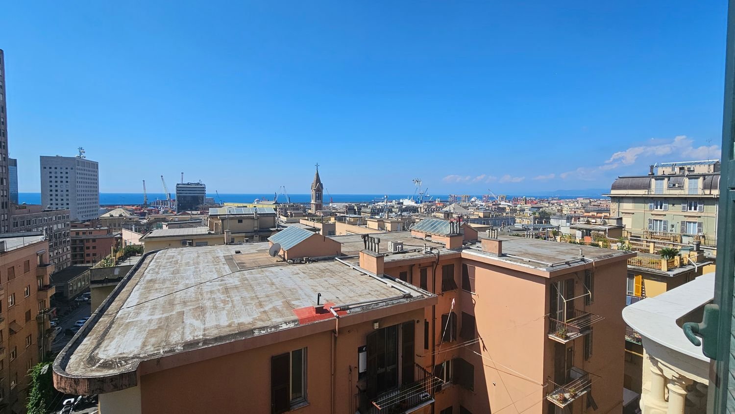 4 bedrooms Apartment in Genoa, Italy No. 347822