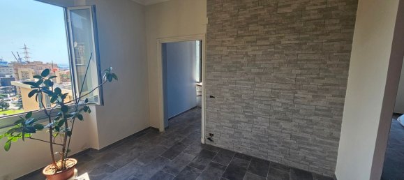 4 bedrooms Apartment in Genoa, Italy No. 347822 9