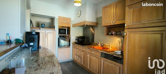 3 bedrooms Villa in Castelnau-de-Guers, France No. 198127 8