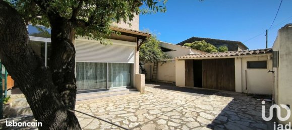 3 bedrooms Villa in Castelnau-de-Guers, France No. 198127 19