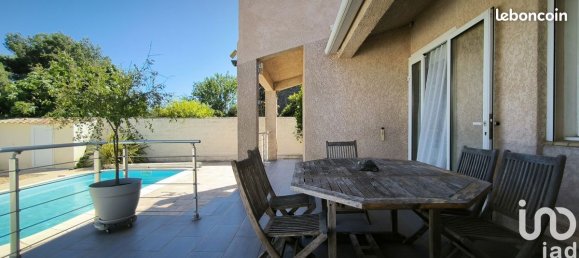 3 bedrooms Villa in Castelnau-de-Guers, France No. 198127 17