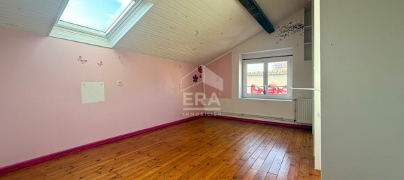 3 bedrooms House in Reims, France No. 47958 9