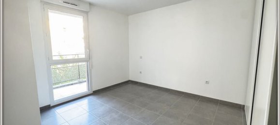 2 Schlafzimmer Wohnung in Drancy, France, Nr. 334109 13