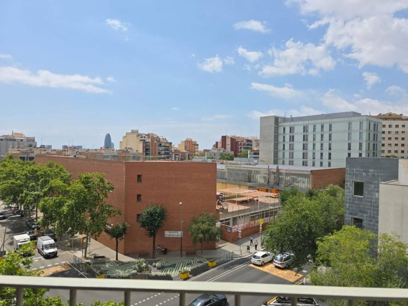 3 Schlafzimmer Wohnung in Sant Andreu, Spain, Nr. 190273