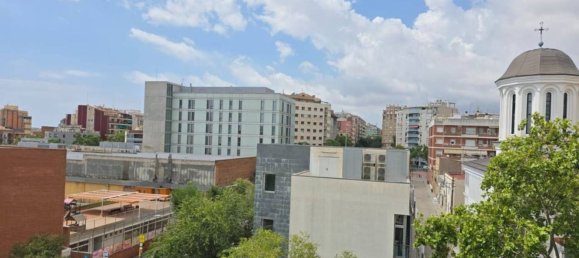 3 Schlafzimmer Wohnung in Sant Andreu, Spain, Nr. 190273 49