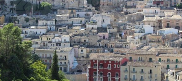 9 bedrooms House in Ragusa, Italy No. 360798 7