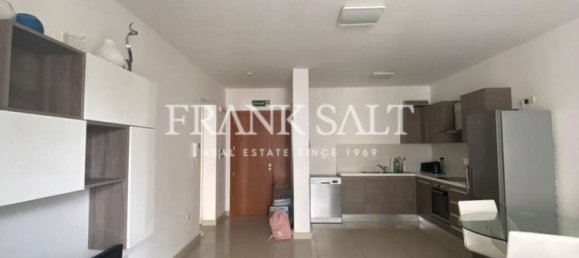 1 bedroom Apartment in Gzira, Malta No. 9171 2
