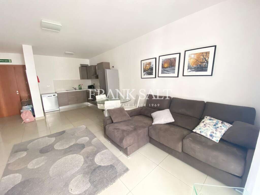 1 bedroom Apartment in Gzira, Malta No. 9171
