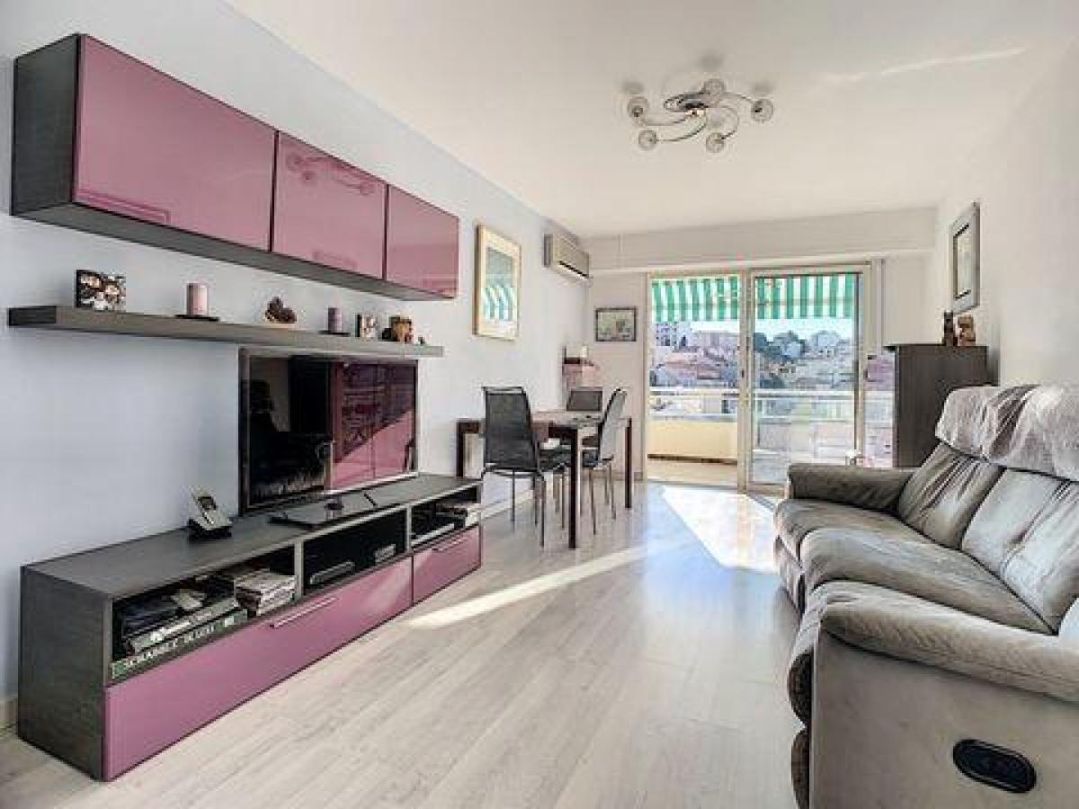 2 bedrooms Apartment in Cannes, France No. 13446