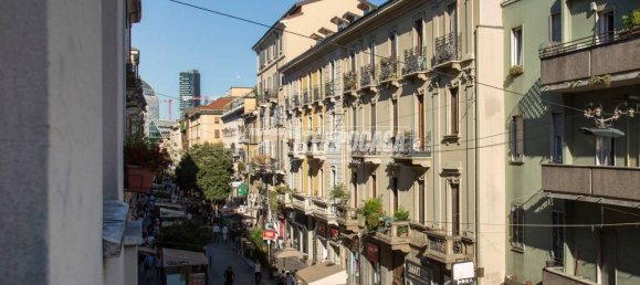 1 bedroom Apartment in Milan, Italy No. 303052 8