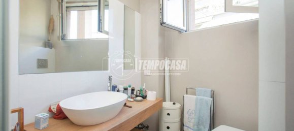 1 bedroom Apartment in Milan, Italy No. 303052 6
