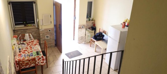 4 rooms House in San Benedetto del Tronto, Italy No. 87131 9