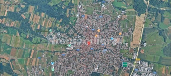 4 bedrooms Apartment in Volpiano, Italy No. 275232 8