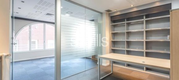 6 bedrooms Apartment in Barcelona, Spain No. 182347 24