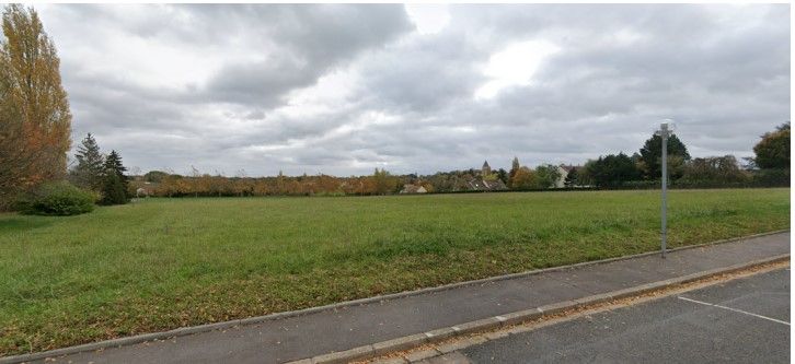 1024m² Land in Orgerus, France No. 183221