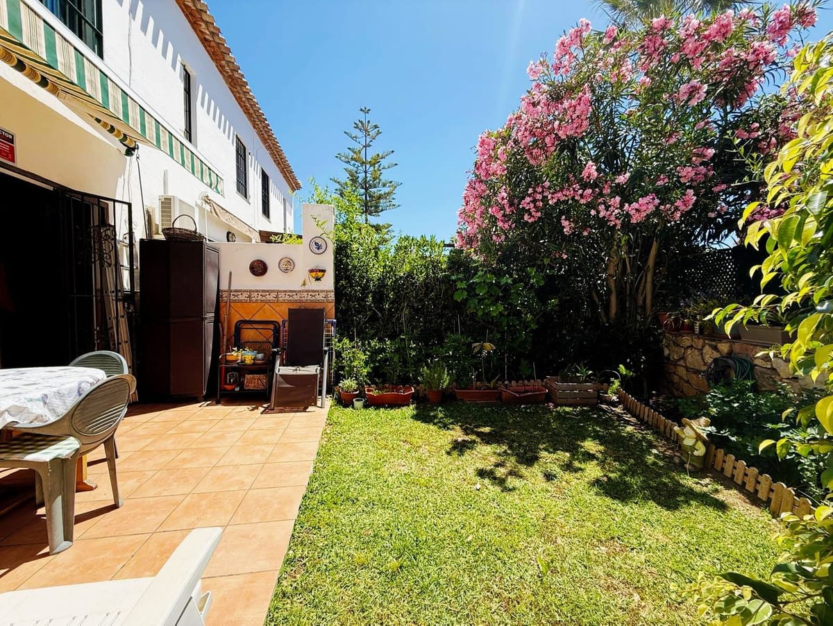 3 bedrooms Villa in Mijas, Spain No. 51876