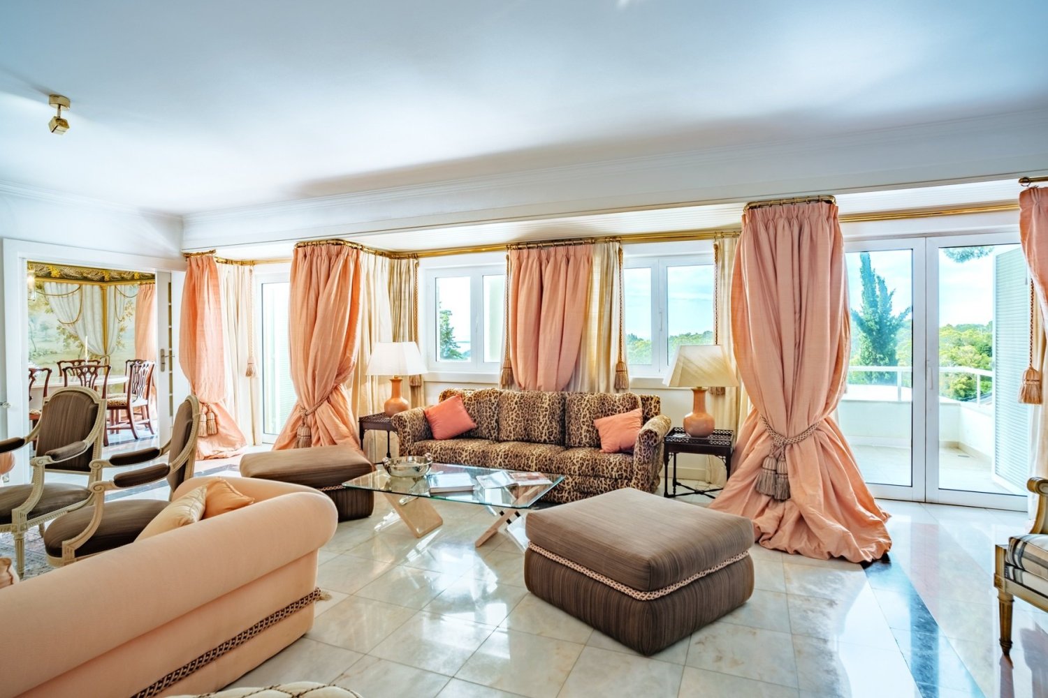 4 bedrooms Villa in Oeiras, Portugal No. 97707