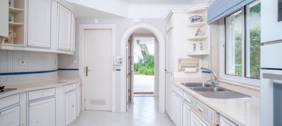 4 bedrooms Villa in Oeiras, Portugal No. 97707 18