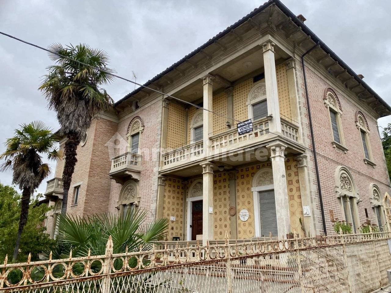 2 غرف نوم شقة في Jesi, Italy رقم 271644