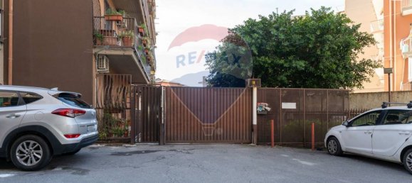 2 bedrooms Apartment in Catania, Italy No. 65602 2