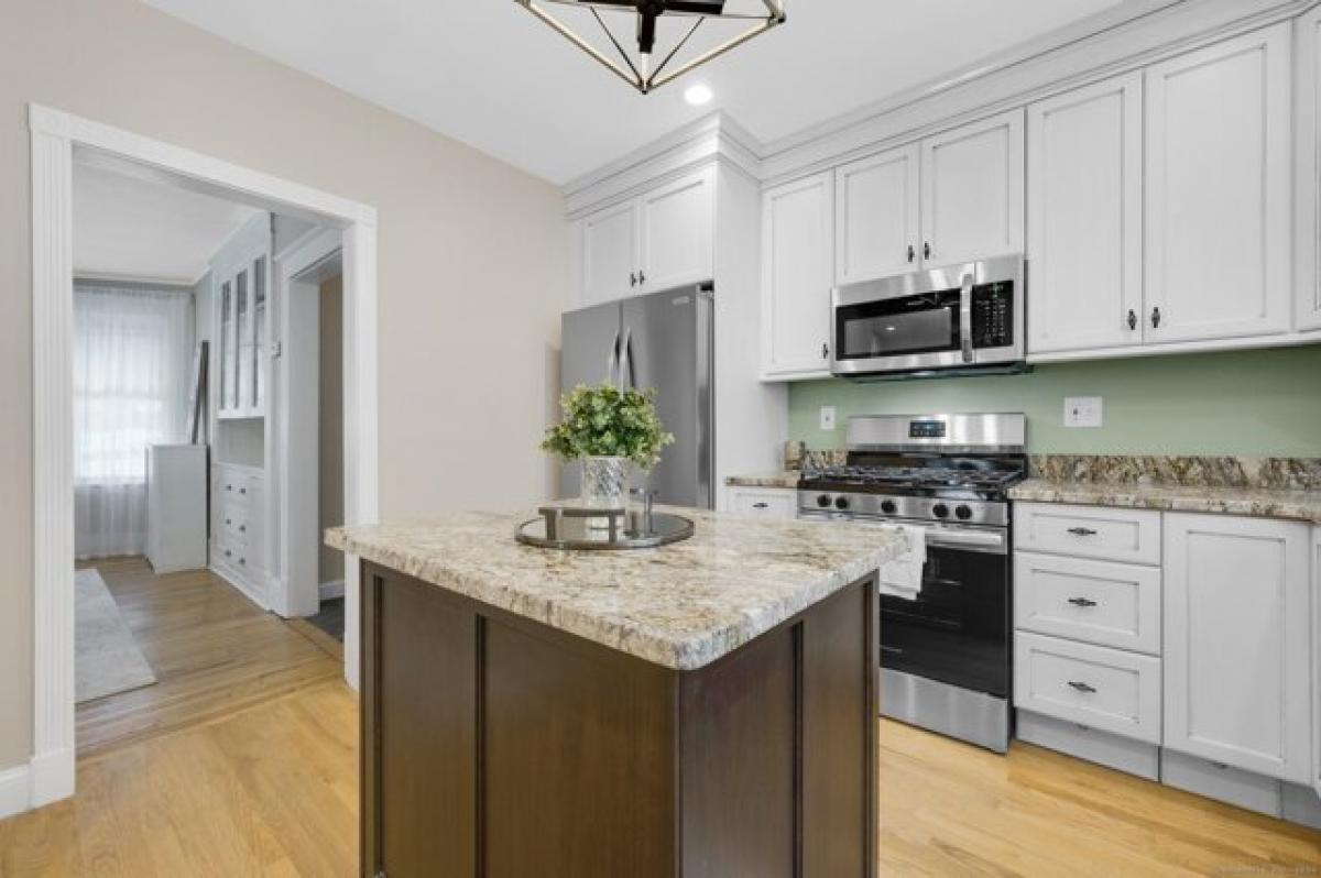 3 bedrooms House in Bristol, USA No. 412621