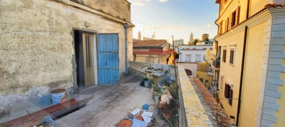 5-salle Maison à San Severo, Italy No. 21357 7