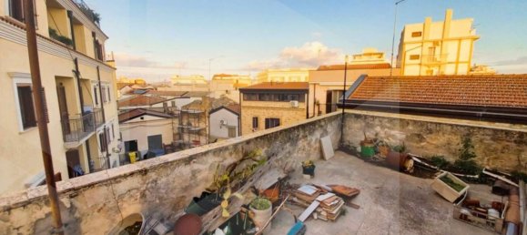 5-salle Maison à San Severo, Italy No. 21357 8