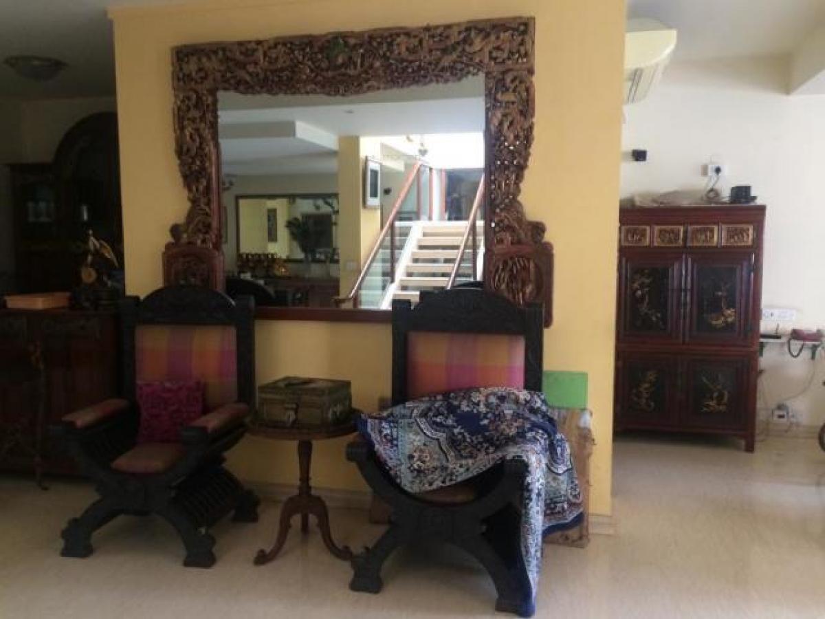 4 bedrooms House in Bangalore, India No. 4827