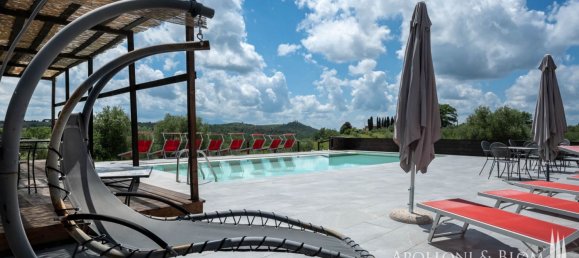 3 bedrooms Hotel in Torrita di Siena, Italy No. 53541 10