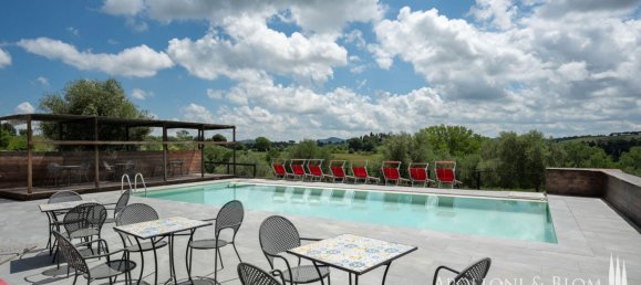 3 bedrooms Hotel in Torrita di Siena, Italy No. 53541 8