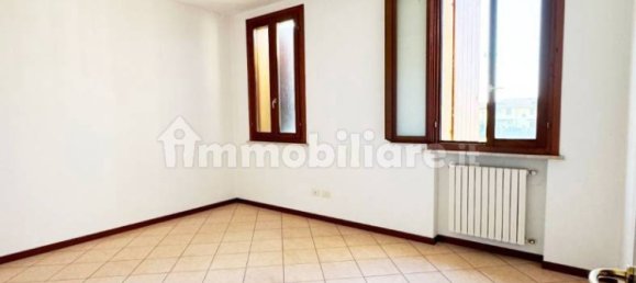 2 غرف نوم شقة في Villimpenta, Italy رقم 161000 19