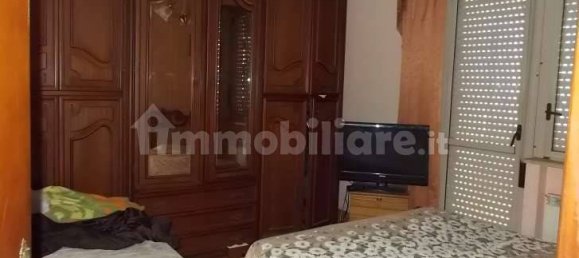5 rooms Apartment in Catanzaro, Italy No. 184800 4
