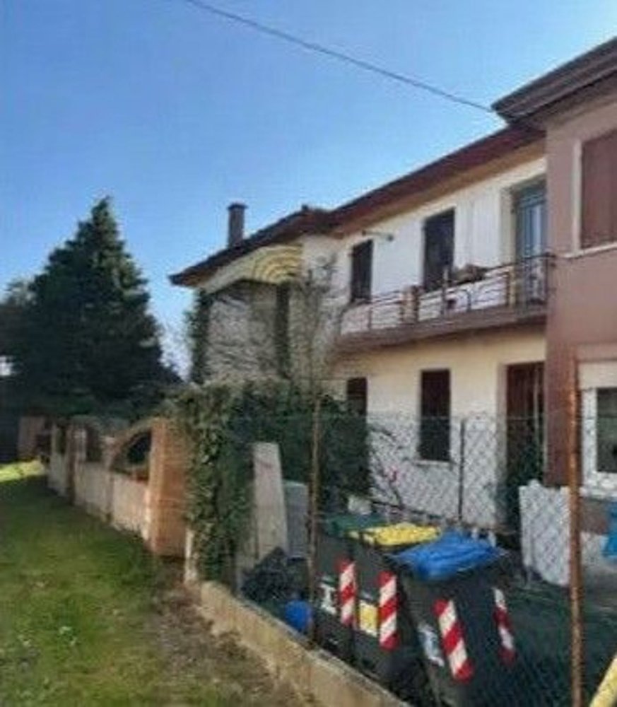 3 bedrooms House in Mira, Italy No. 367597