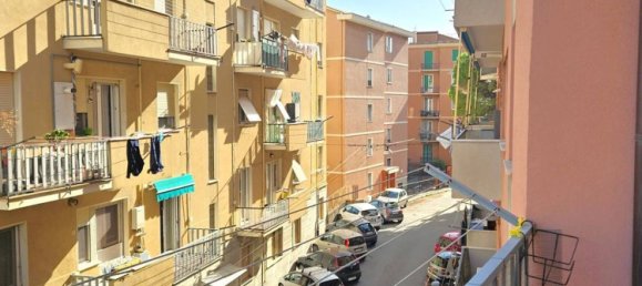 6 bedrooms Apartment in Genoa, Italy No. 379602 5